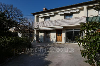Maison - 88 m² - 5 pièces