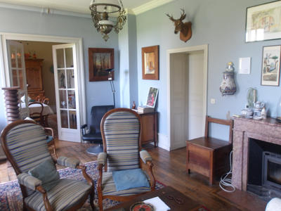 Maison - 215 m² - 9 pièces