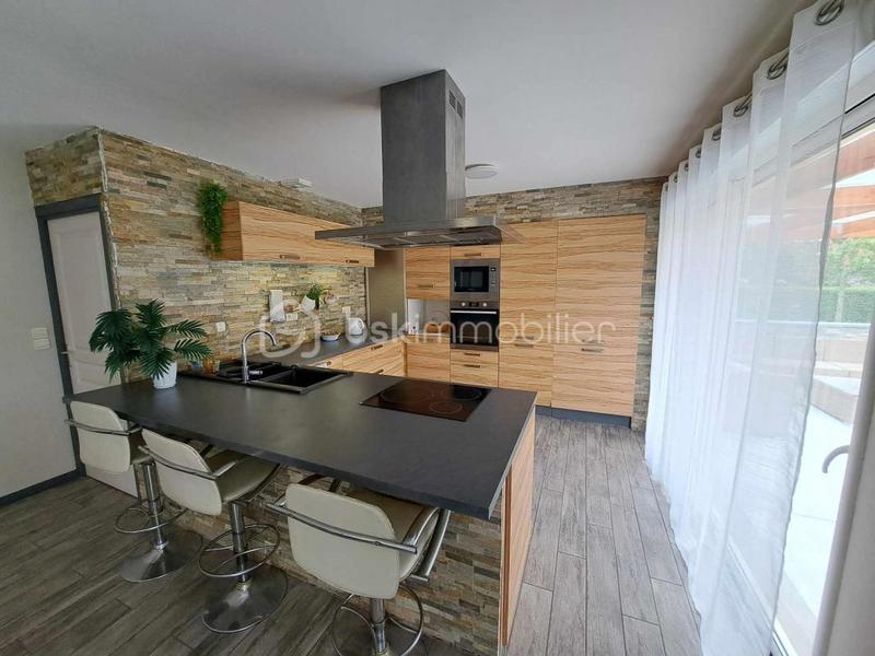 Pavillon - 124 m² - 5 pièces