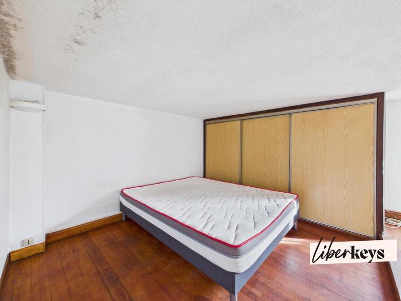 Studio - 42 m² - 1 pièce