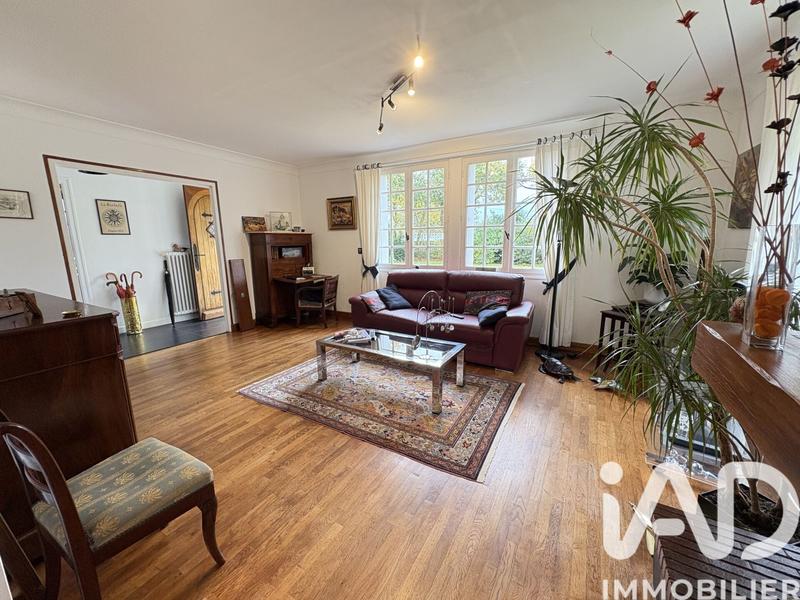 Maison - 128 m² - 7 pièces