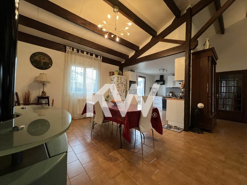 Maison - 91 m² - 3 pièces