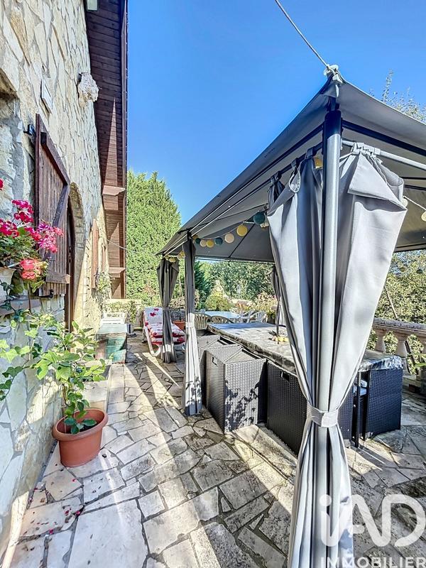 Maison - 580 m² - 10 pièces