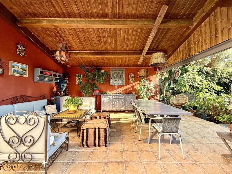 Villa - 203 m² - 4 pièces