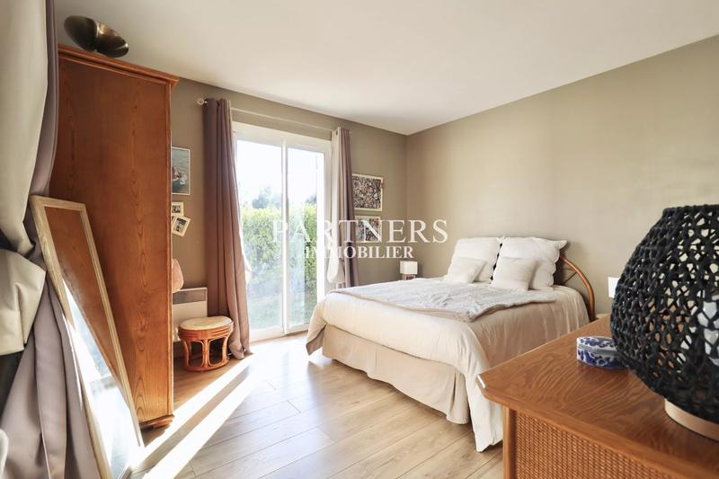 Maison - 141 m² - 5 pièces