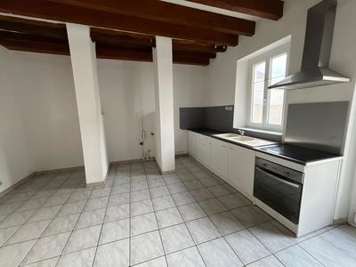 Maison - 80 m² - 4 pièces