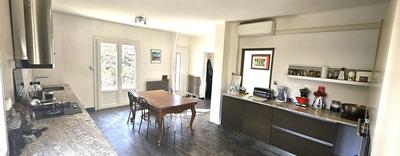 Villa - 185 m² - 6 pièces