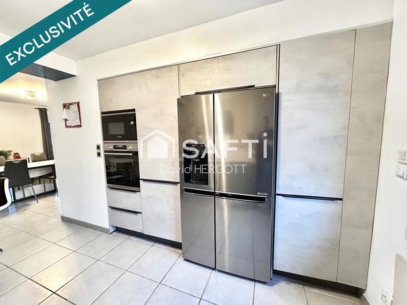 Maison - 105 m² - 4 pièces