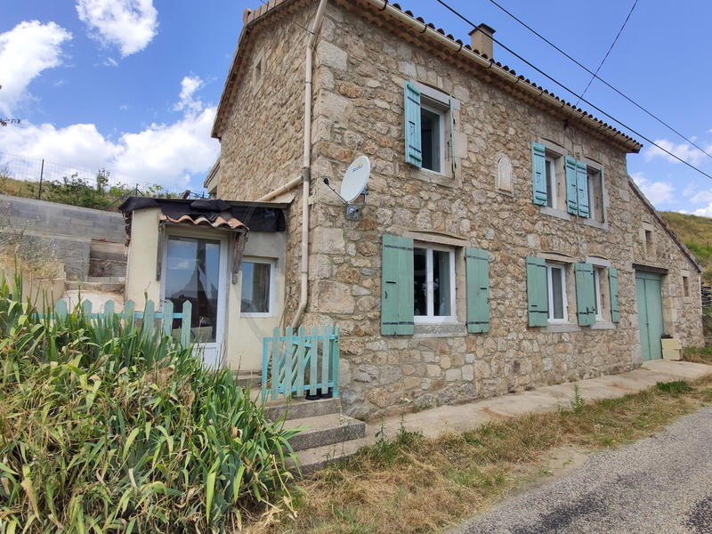 Maison - 85 m² - 4 pièces