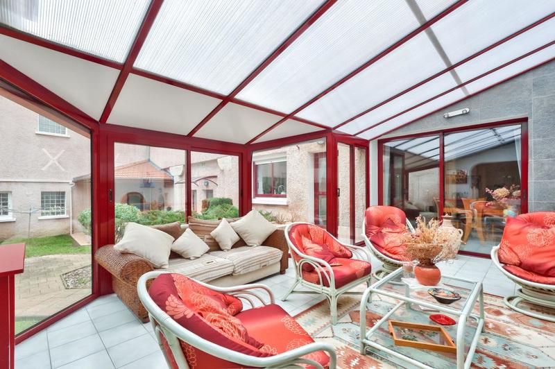 Maison - 180 m² - 5 pièces