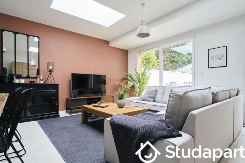 Chambre - 14 m² - 1 pièce