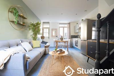 Chambre - 11 m² - 1 pièce