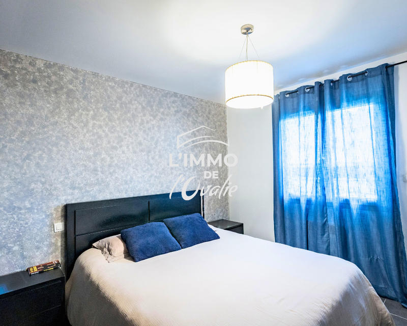 Maison - 182 m² - 7 pièces