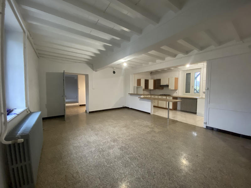 Maison - 235 m² - 9 pièces