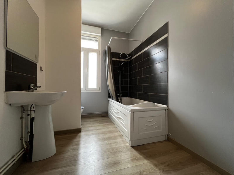 Maison - 123 m² - 6 pièces