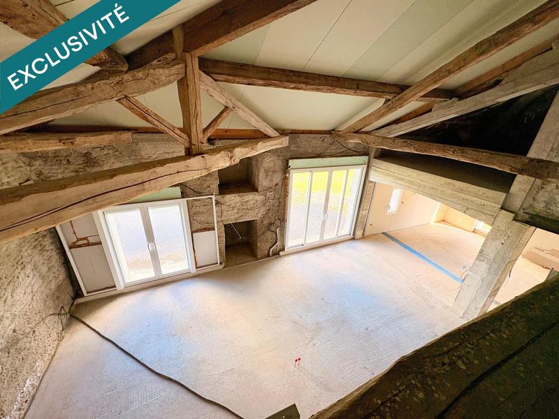 Maison - 360 m² - 8 pièces