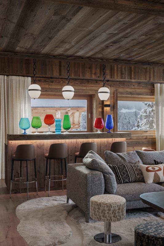 Châlet - 485 m² - 10 pièces