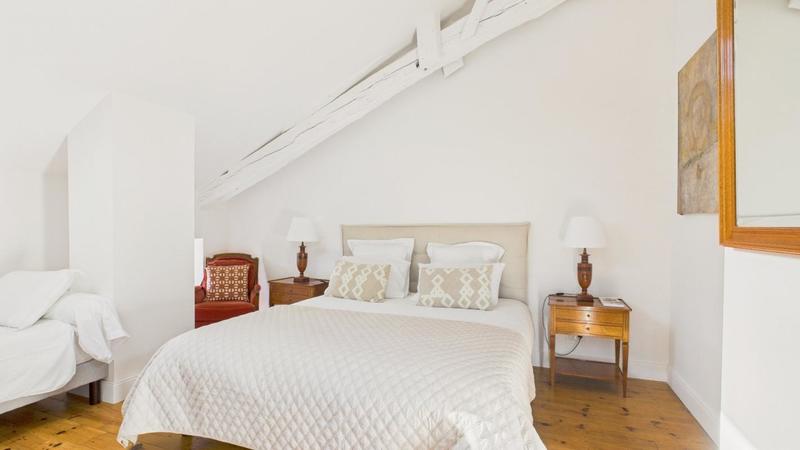 Demeure - 410 m² - 11 pièces