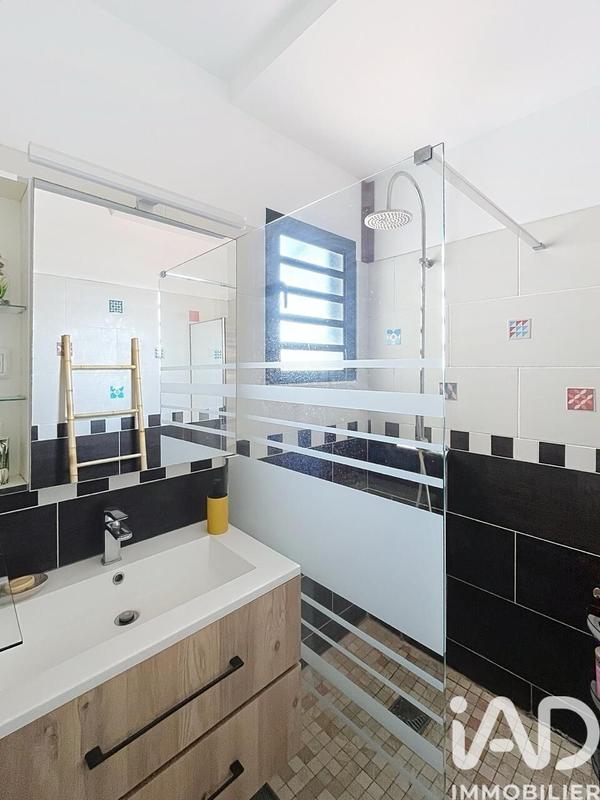 Maison - 128 m² - 4 pièces