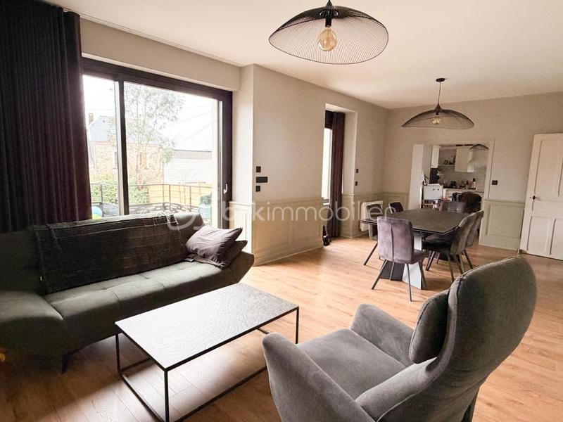 Maison de ville - 131 m² - 5 pièces