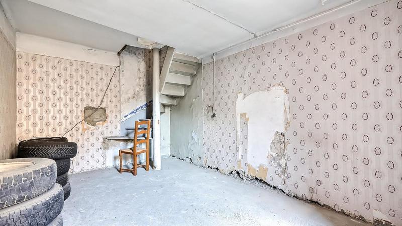 Local d'activité / Entrepôt - 291 m²