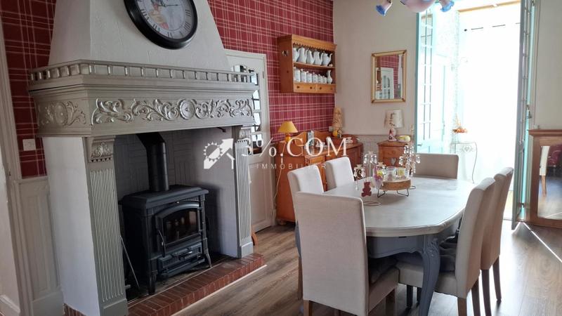 Propriété - 330 m² - 13 pièces