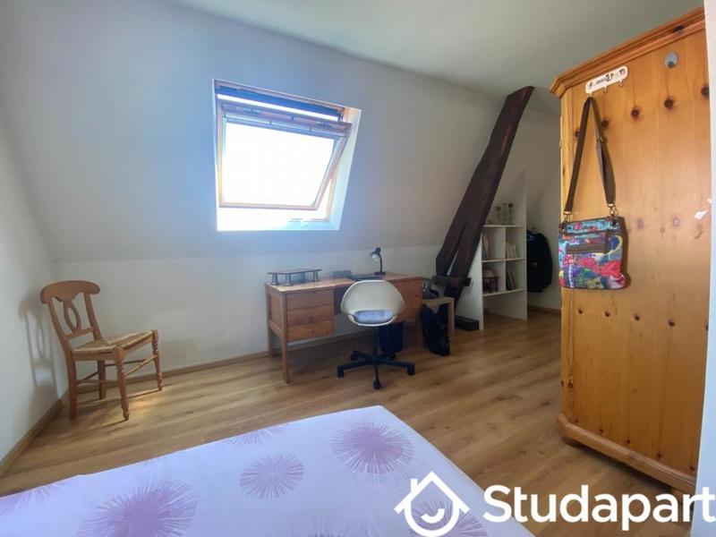 Chambre - 11 m² - 1 pièce