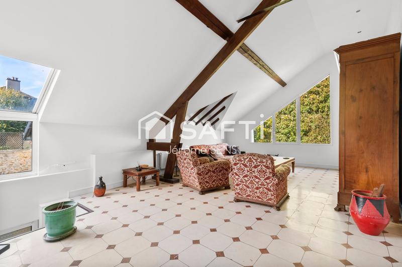 Villa - 237 m² - 9 pièces