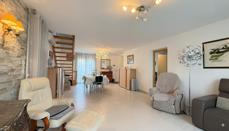 Maison - 144 m² - 5 pièces