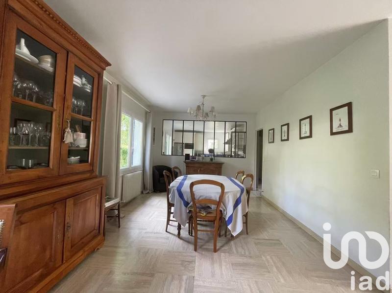 Maison - 182 m² - 7 pièces