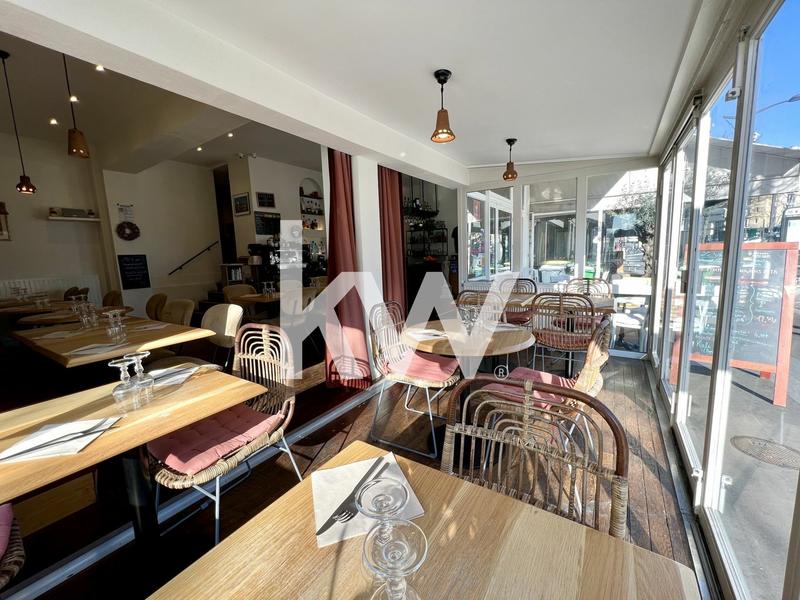 Fonds de commerce - Magasins - 136 m²