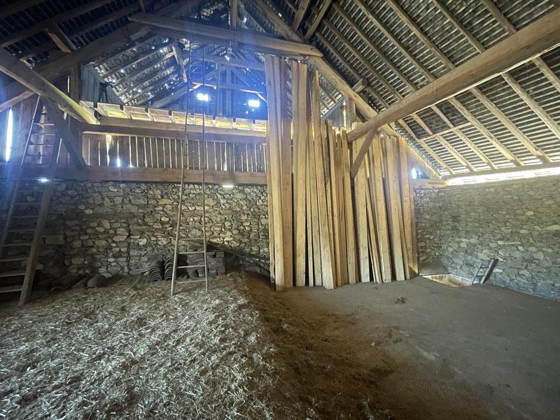 Grange - 252 m² - 3 pièces