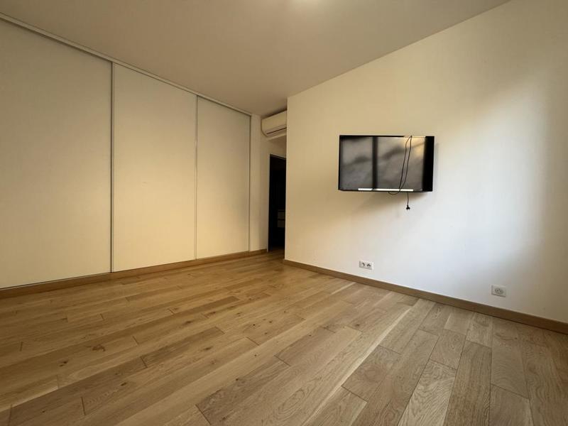 Appartement - 125 m² - 4 pièces
