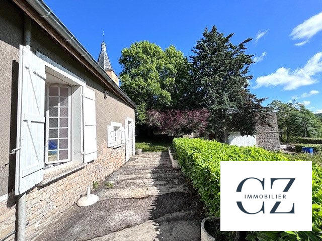 Maison traditionnelle - 140 m² - 6 pièces