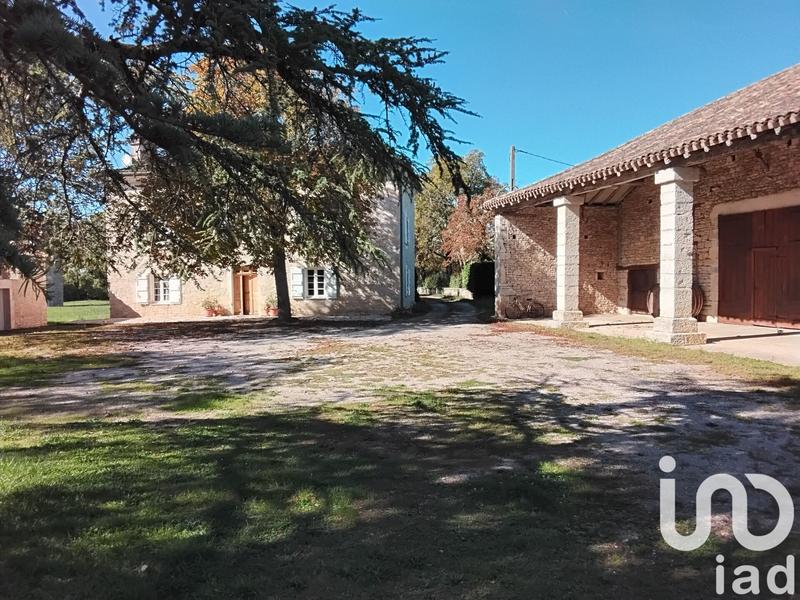 Maison - 160 m² - 16 pièces