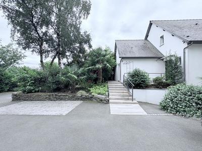 Maison - 164 m² - 6 pièces