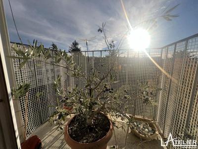 Appartement - 74 m² - 5 pièces