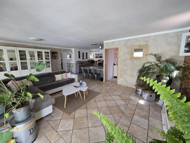 Maison - 163 m² - 5 pièces