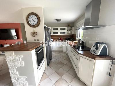 Maison - 195 m² - 5 pièces