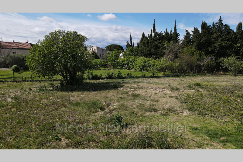 Terrain - 693 m²