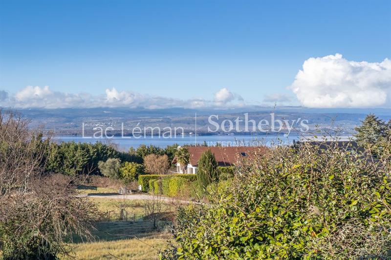 Maison - 300 m² - 8 pièces