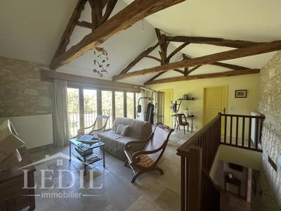 Propriété - 220 m² - 5 pièces