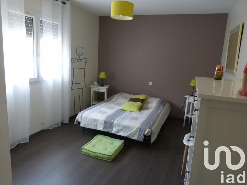 Maison - 210 m² - 9 pièces