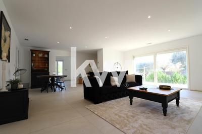 Maison - 92 m² - 2 pièces