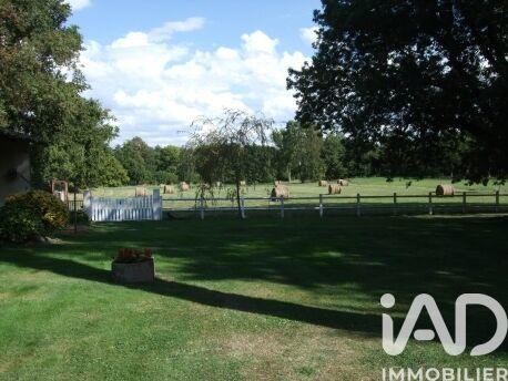 Maison - 200 m² - 5 pièces