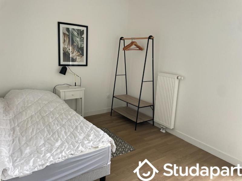 Chambre - 9 m² - 1 pièce