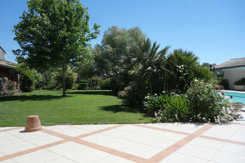 Maison - 258 m² - 6 pièces