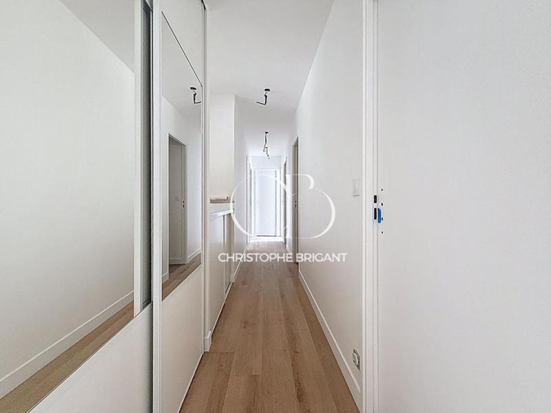 Appartement - 96 m² - 5 pièces