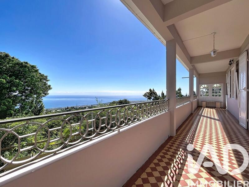 Maison - 160 m² - 7 pièces