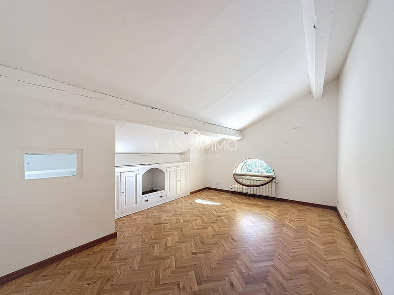 Maison - 197 m² - 4 pièces